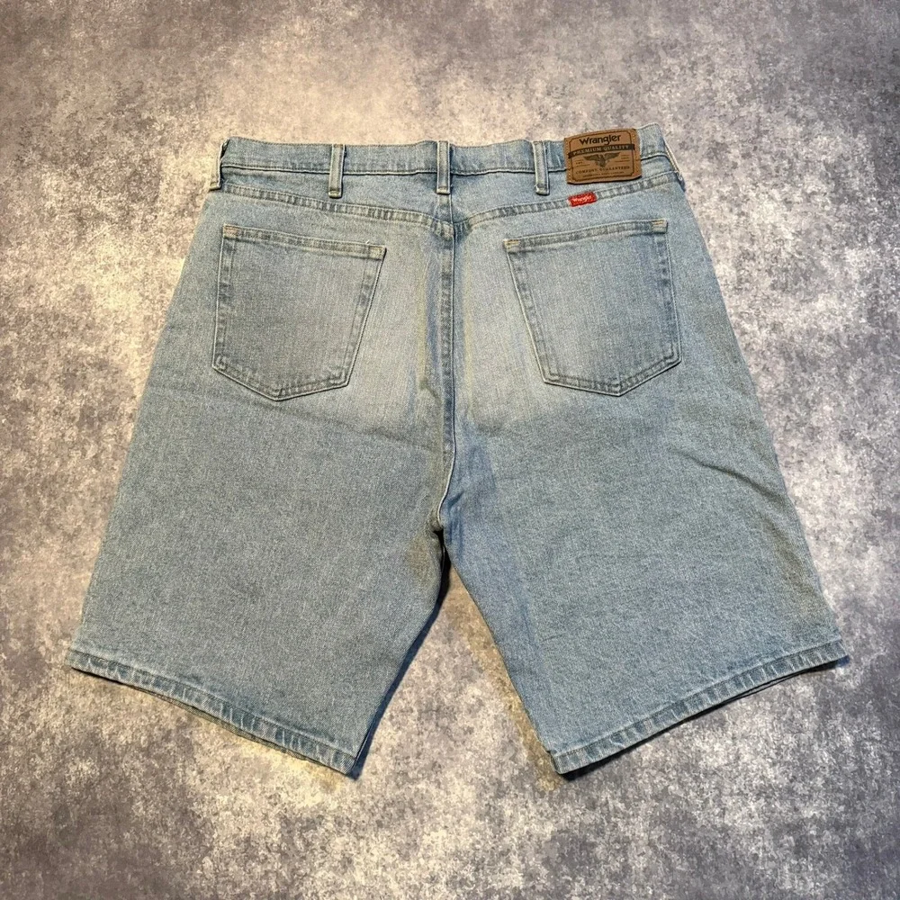 Vintage Wrangler Mens‎ Relaxed Fit Denim Jean Shorts Light Wash Size 36 Jorts